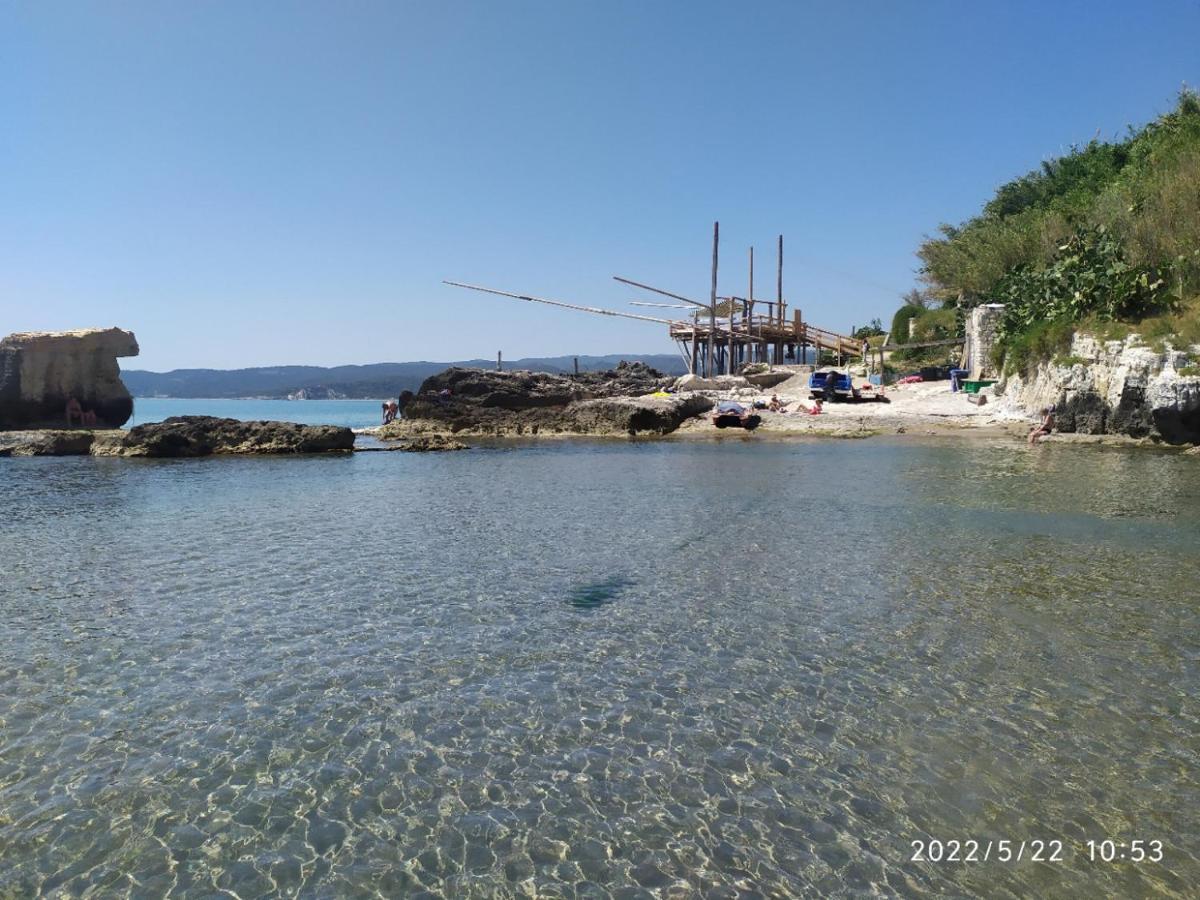 ヴィエステ Casina Viestanaヴィラ エクステリア 写真
