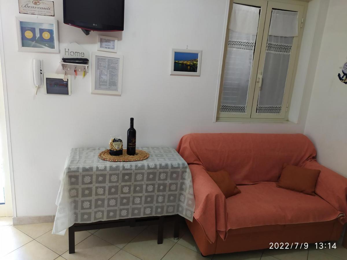 ヴィエステ Casina Viestanaヴィラ エクステリア 写真