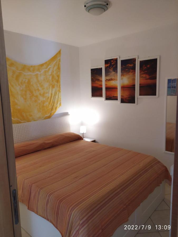 ヴィエステ Casina Viestanaヴィラ エクステリア 写真