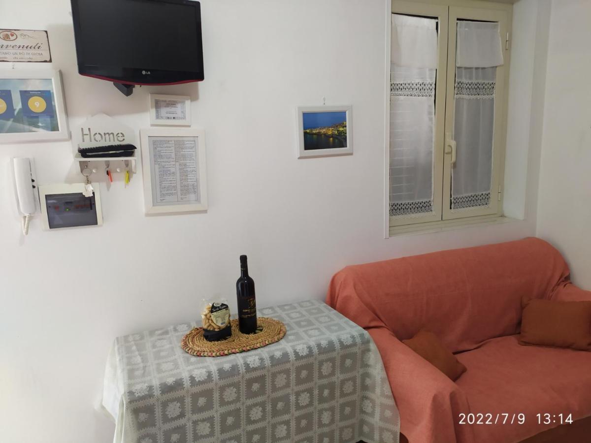 ヴィエステ Casina Viestanaヴィラ エクステリア 写真