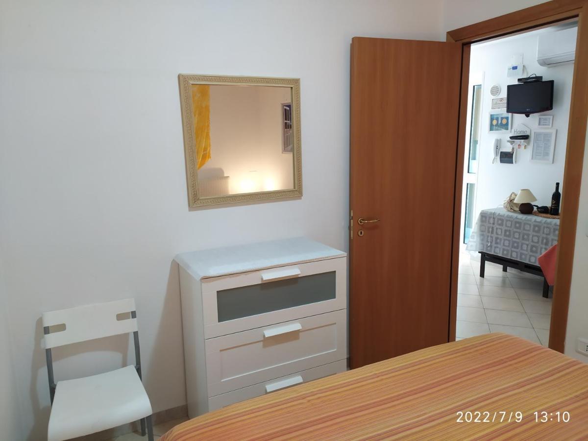 ヴィエステ Casina Viestanaヴィラ エクステリア 写真